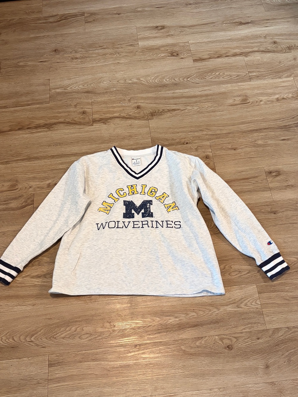 Champion Gray Michigan Wolverines VâNeck Sweatshirt with Navy & Yellow Trim